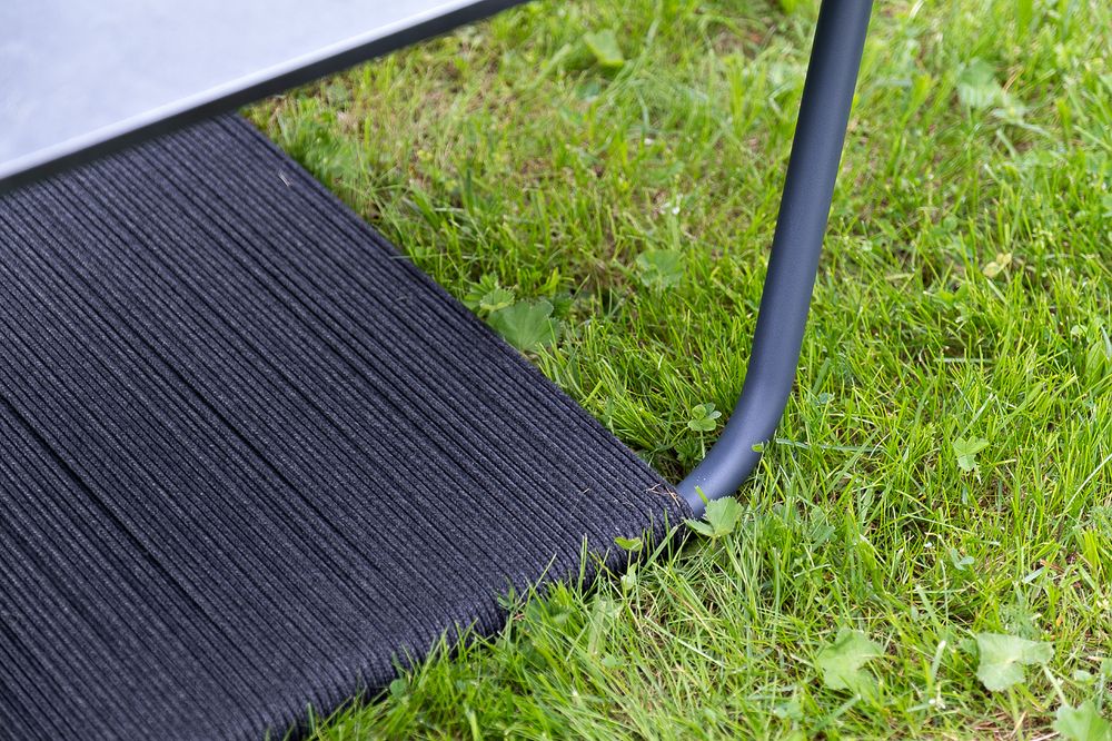 "Гранада" лаунж-зона из алюминия со столиком из HPL