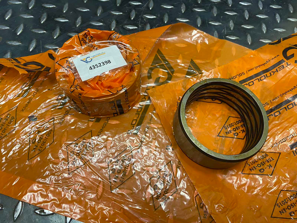 Втулка 4352398