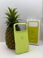 Silicone case с анимацией для iPhone 17 Pro Max