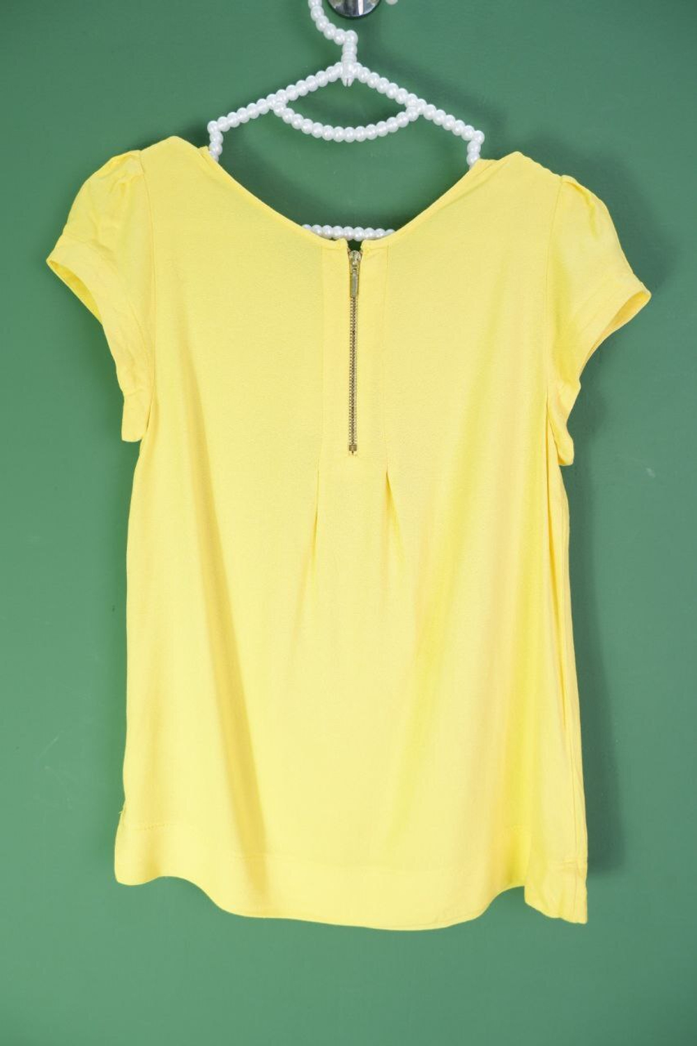 Блузка яркая из вискозы 40 размер