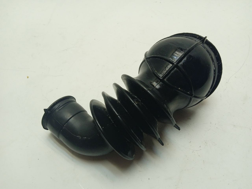 VMUF 501 B кт4 Сливной патрубок для стиральной машины Indesit Ariston C00259393 б/у