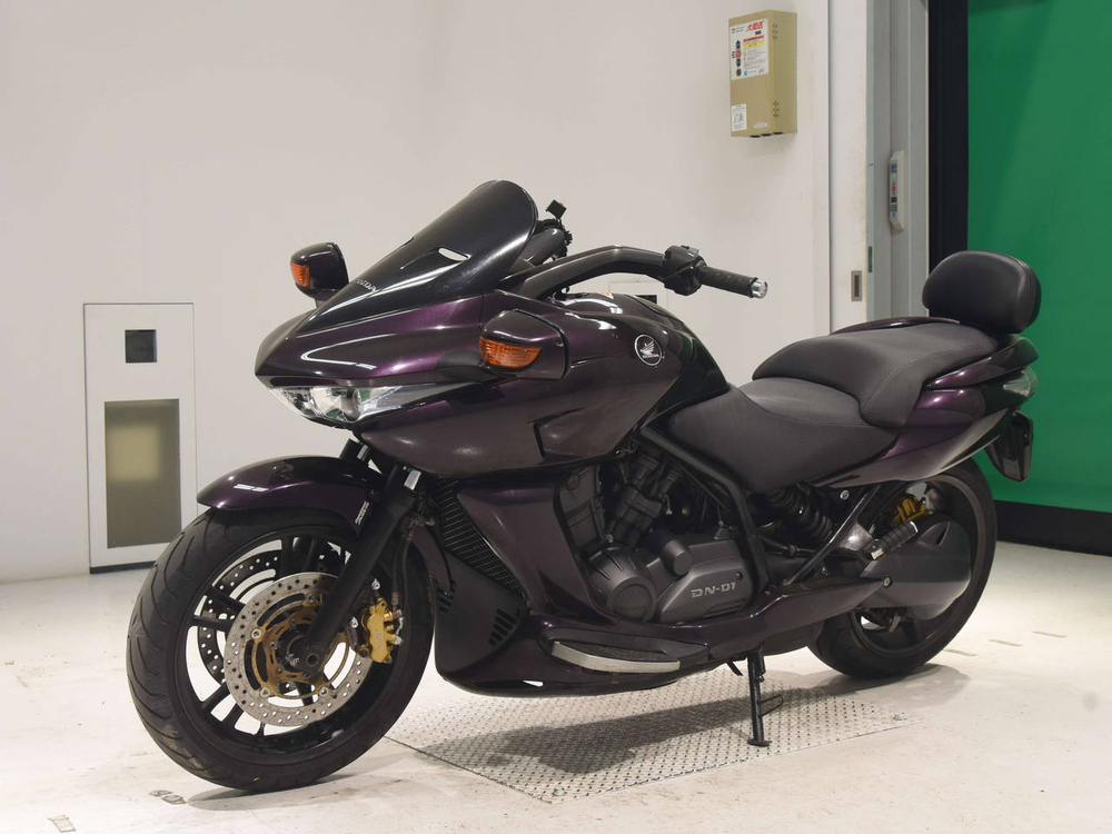 Honda DN-01 , 2008