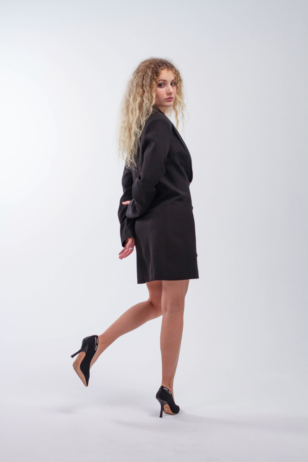 ПЛАТЬЕ-ПИДЖАК STORM