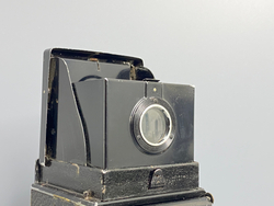 Rolleicord + Triotar f/3.5 75mm