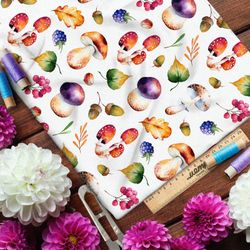 Ткань блэкаут крупные грибы и брусника на белом фоне