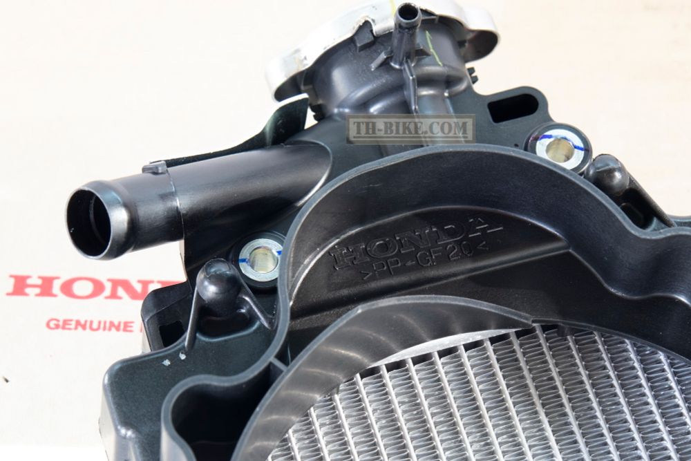 19100-KZY-701 (19100-KZY-951). RADIATOR ASSY.. Radiator Honda PCX, SH