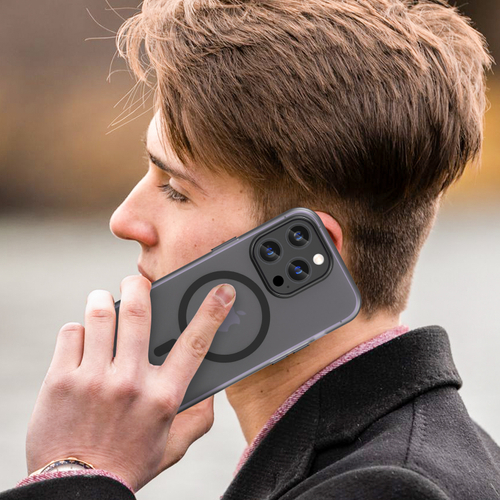 Мягкий усиленный чехол из ТПУ с поддержкой MagSafe для iPhone 14 Pro, тонированный с черными вставками