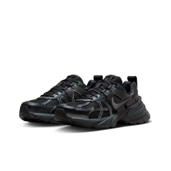 Кроссовки Nike V2K Run 'Black Dark Smoke Grey' HJ4497-001