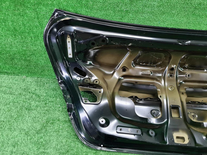 Крышка багажника Toyota Camry xv70 (2017-н.в.)