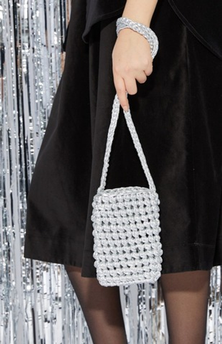 Новогодняя вязаная сумочка