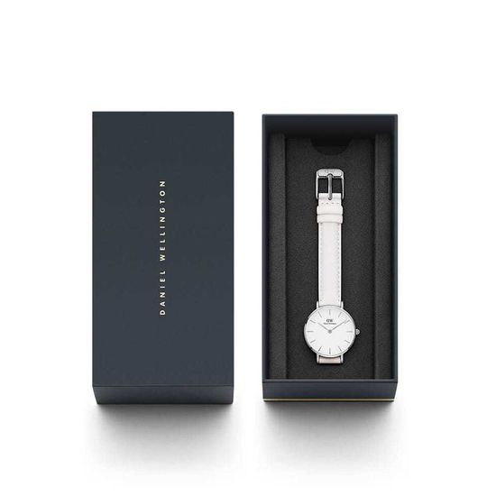 Женские часы Daniel Wellington Petite Bondi 28 мм DW00100250