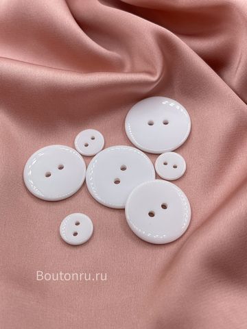 Пуговицы на 2 прокола белые