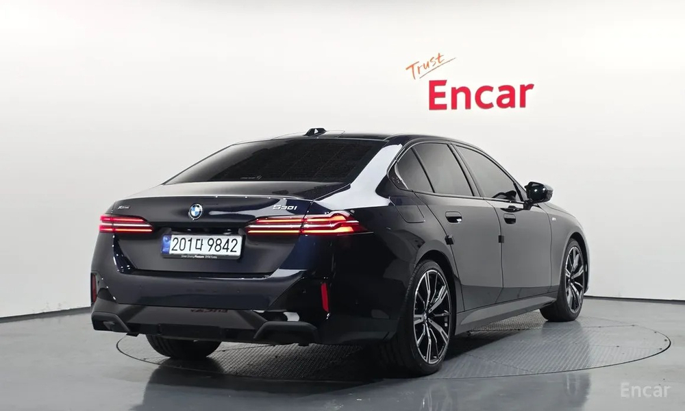 BMW 5 серии (G60) 530i xDrive M Sport