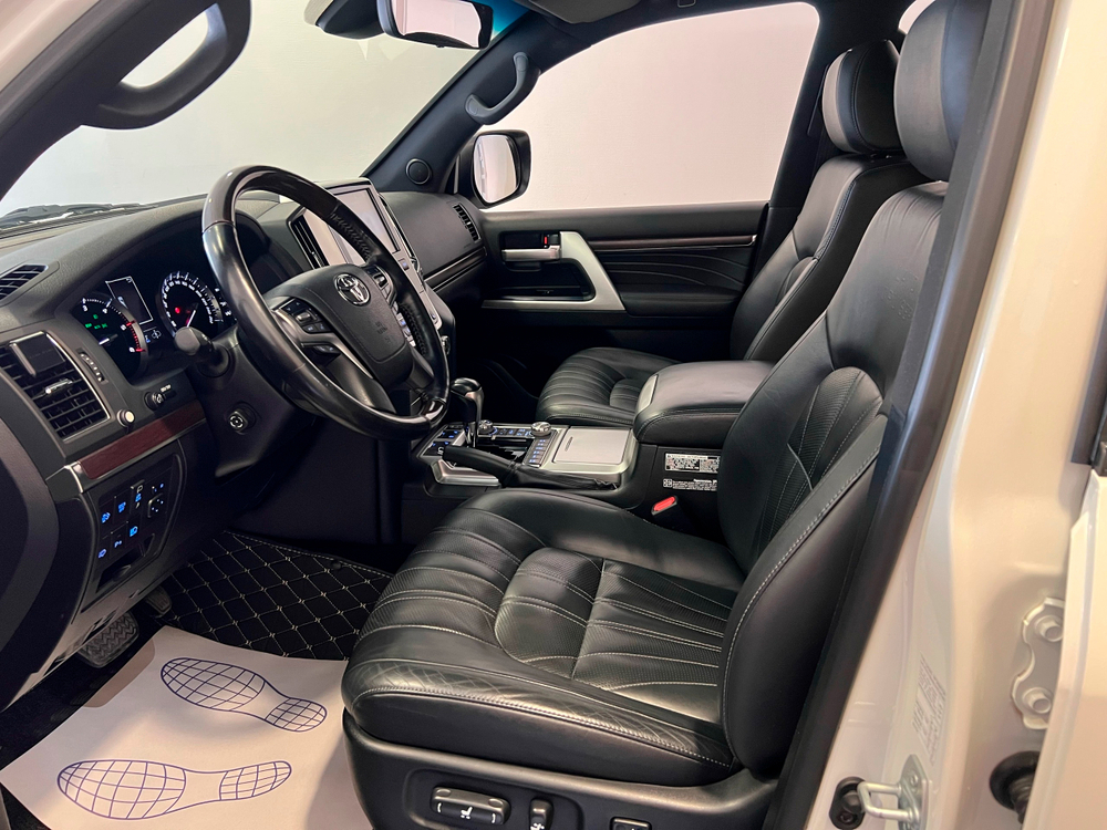 Toyota Land Cruiser, 2019 год