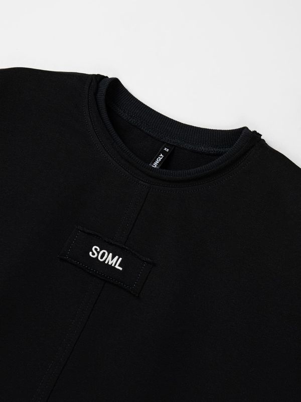 Футболка укороченная из плотного трикотажа 