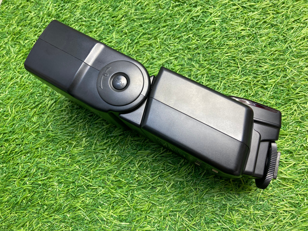 Canon Speedlite 550EX