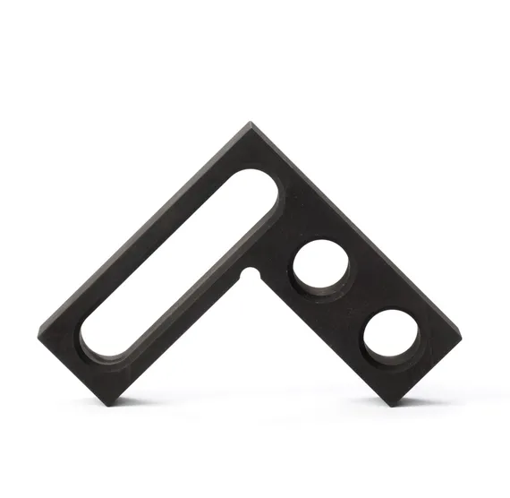 Плоский угол 1 паз+2 отв 80х80 мм D16, Слот-Стол