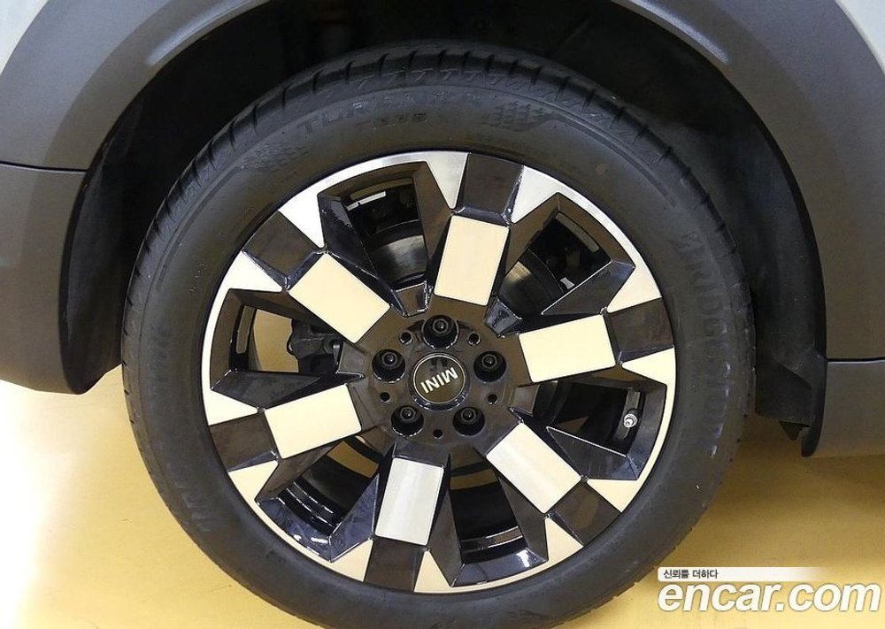Mini Cooper S Countryman ALL4 언테임드 Editions (09.2022)