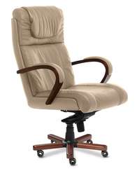 Кресло для руководителя Master A бежевая кожа