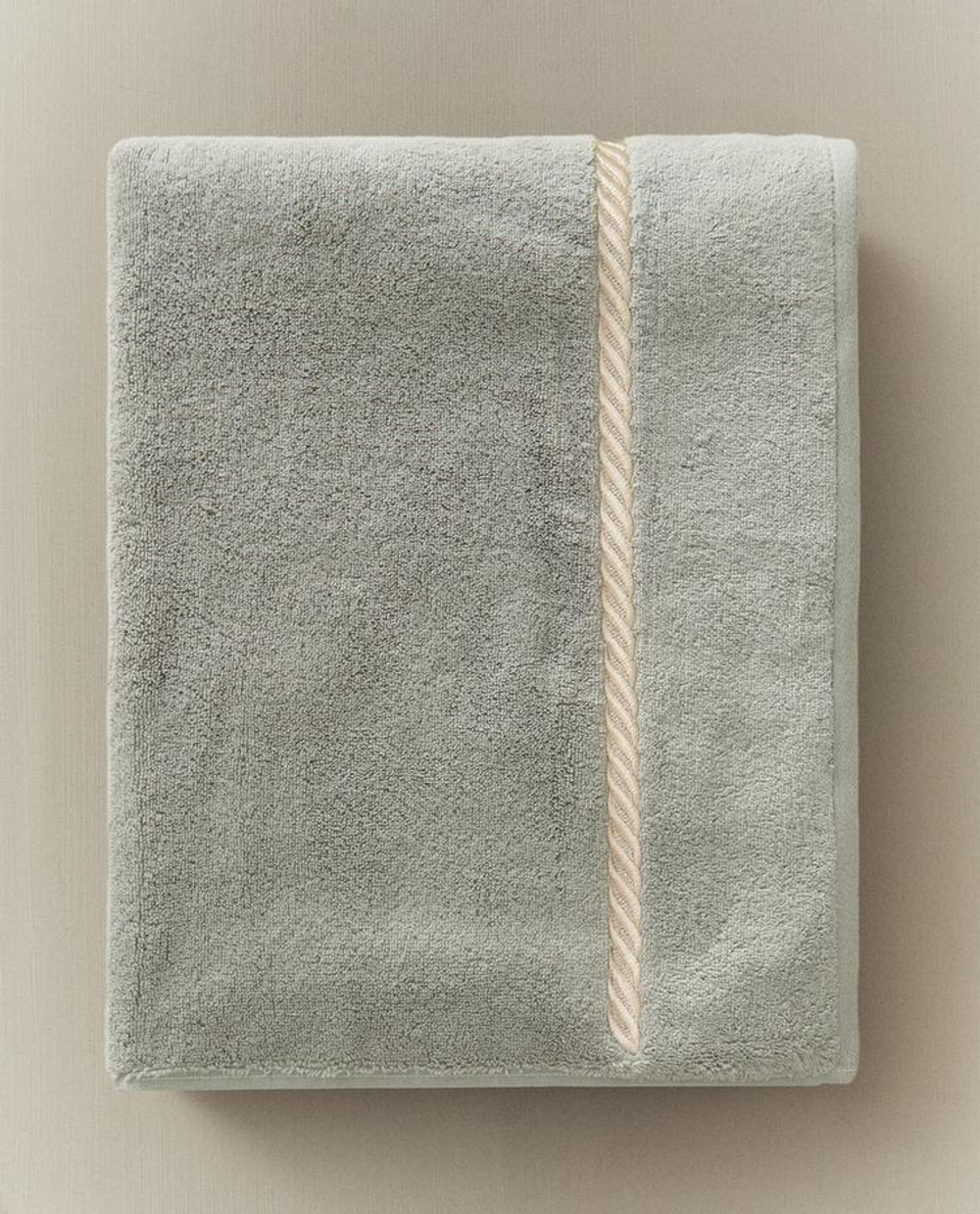 ZARA HOME БАННОЕ ПОЛОТЕНЦЕ С ВЫШИВКОЙ, ЗЕЛЕНЫЙ