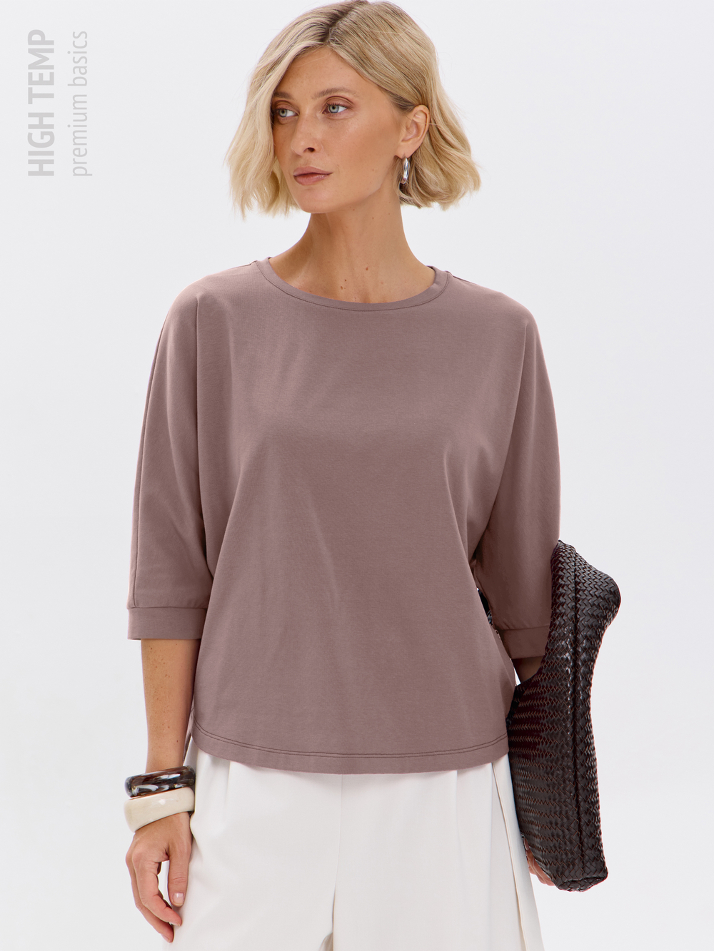 Свободная футболка летучая мышь с рукавом 3/4