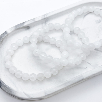 Браслет, белый кварц, диаметр бусин около 8 мм, размер 17 см