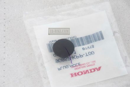 90852-KPP-T00. 	PLUG, HOLE