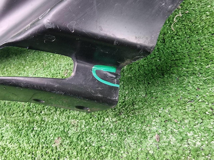 Кронштейн переднего бампера лев. BMW X6M F96 19-23