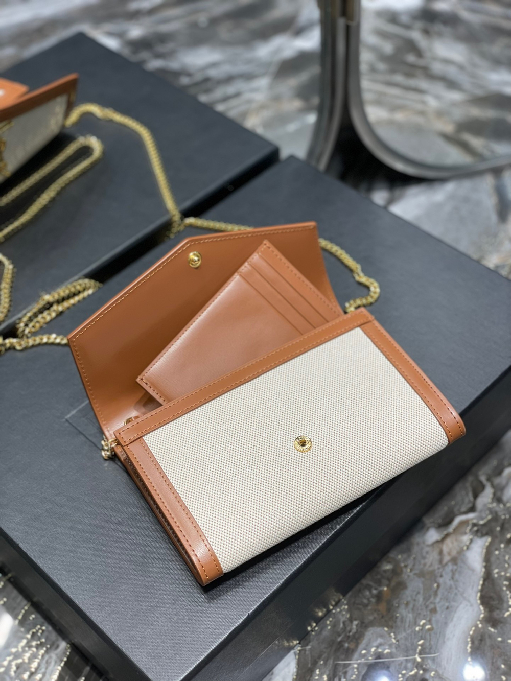 Saint Laurent Uptown Chain Wallet 19 cm