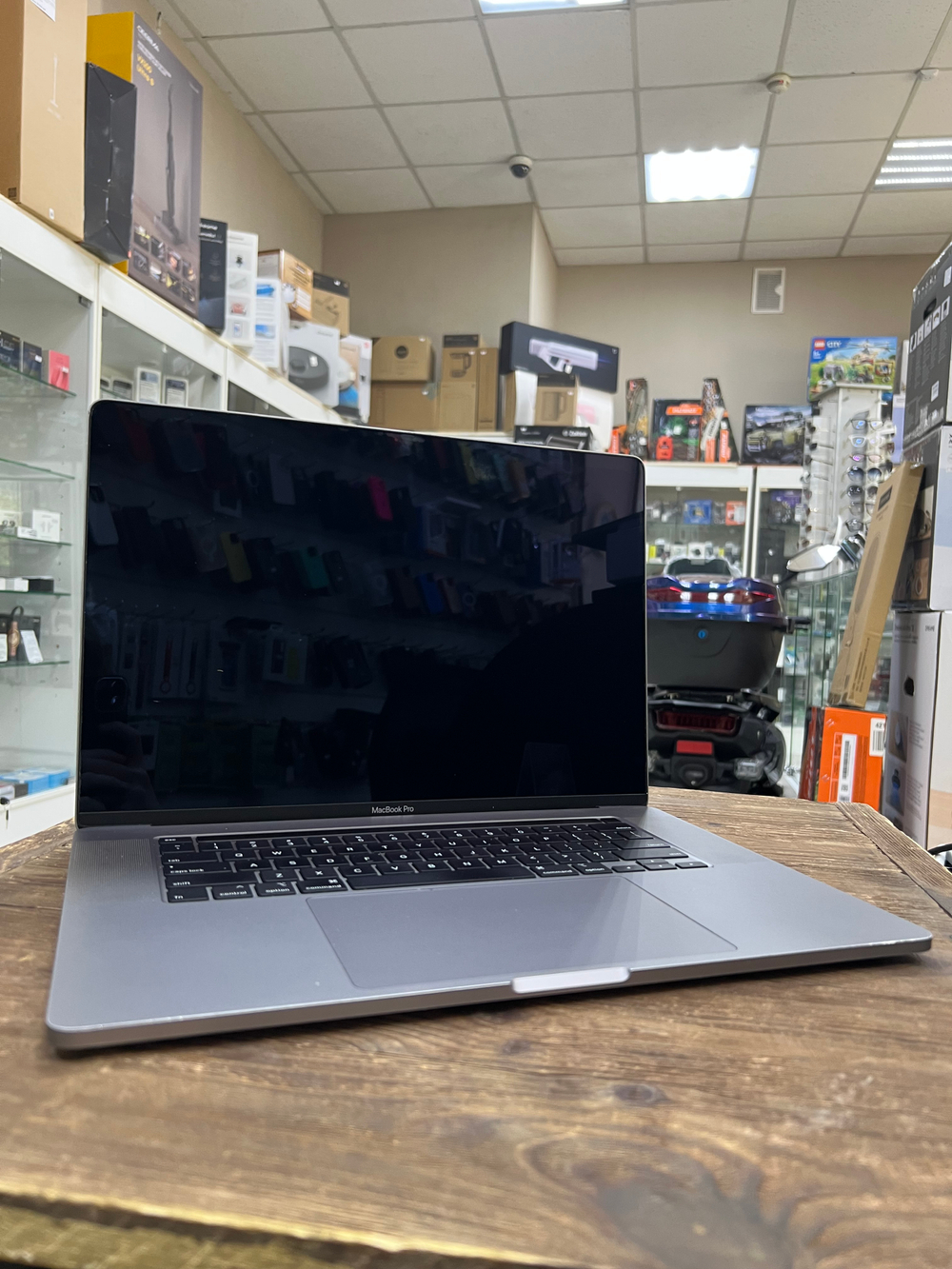 Б/У MacBook Pro 16 2019 i9/16/512Gb