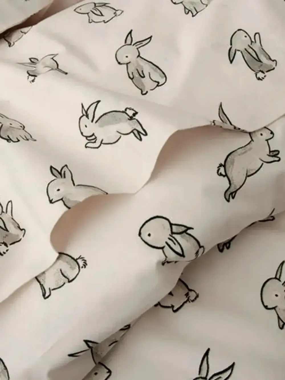 Декоративная наволочка с рюшами, оборками "Фландр" 70х70 см, 1 шт, без молнии