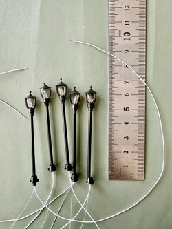 Фонари уличные миниатюрный для макетов "Классический" (63 мм; 5 штук) / мини фонари для парков и железных дорог