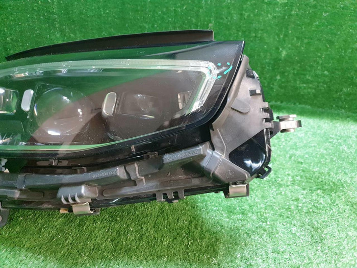 Фара правая Mercedes S W223 2020-нв Multibeam LED