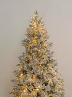 Заснеженная ель с гирляндой «Россо» теплый свет (Литая+пвх) 180 см / 1,8 м