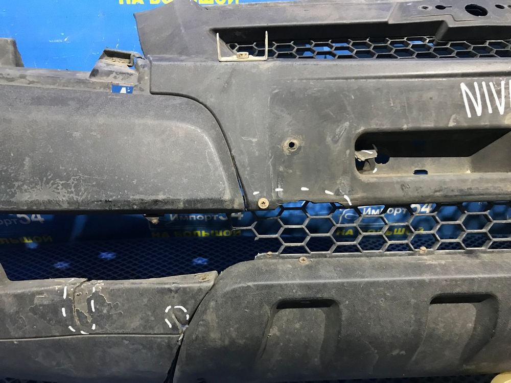 Бампер передний CHEVROLET NIVA 2006