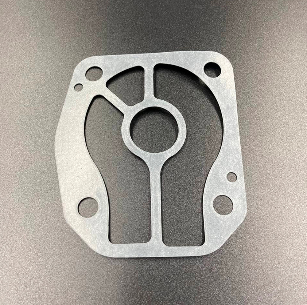 Прокладка под пластину помпы охлаждения Тohatsu 120-140 (Tohatsu)