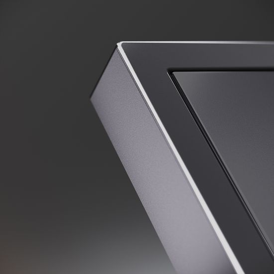 Накладка для розетки с заземлением и защитными шторками, с USB A+C, S70 Metal (антрацит)