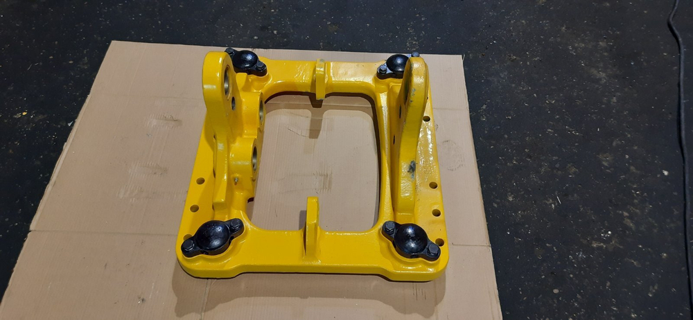 Каретка (Carrier Bag/King post) 87356803 на New Holland