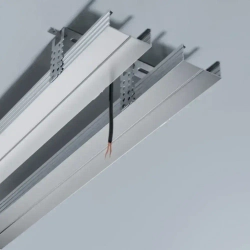 Трек встраиваемый в гипсокартон 2000мм / 48В, для гкл 12,5мм ,2 торцевые заглушки в комплекте/48V, черный