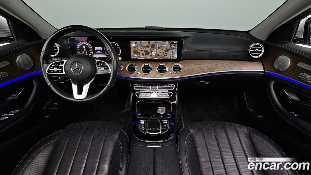 Mercedes-Benz E-Class W213 E300 4MATIC Exclusive (09.2020)