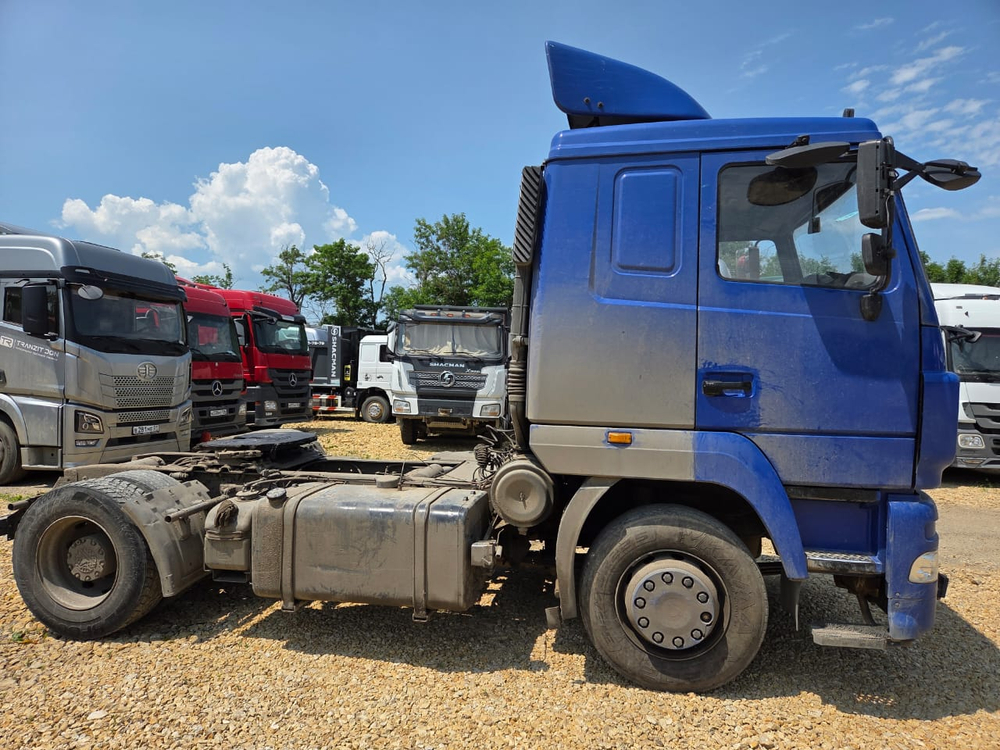 МАЗ 5440 4x2 Седельный тягач 5440С5-8580-031 (Дизельный, 6,7 л, 328 л.с., МТ)