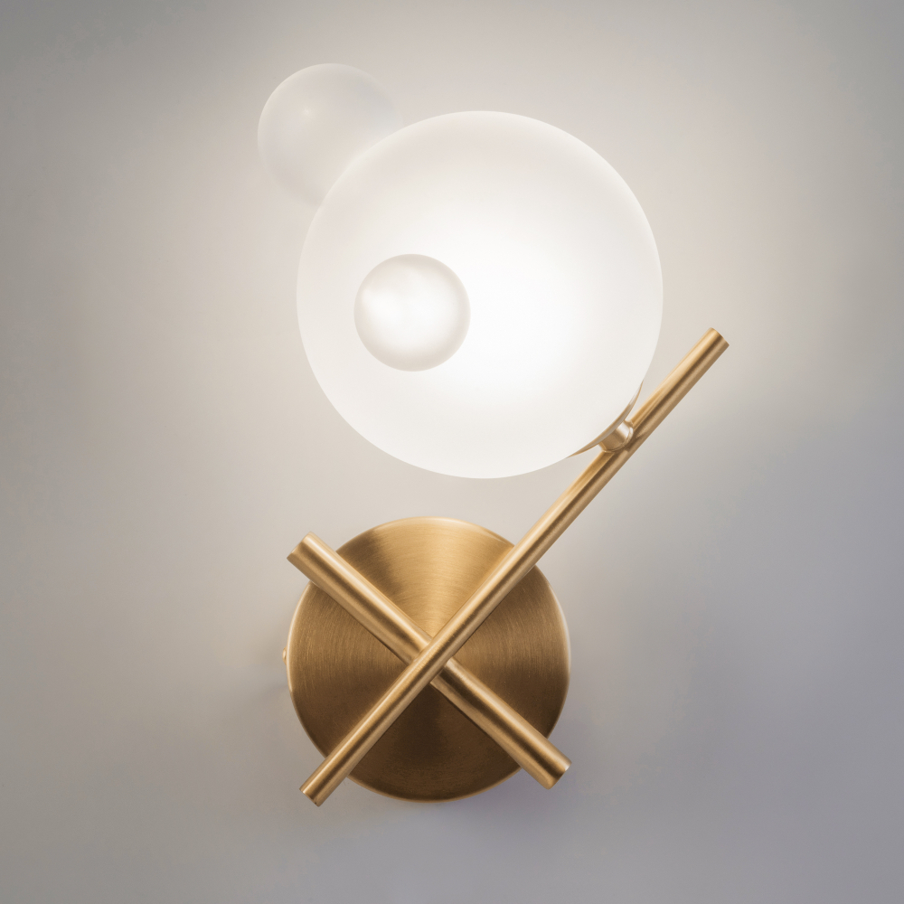 Настенный светильник (бра) Freya FR5374WL-01BS