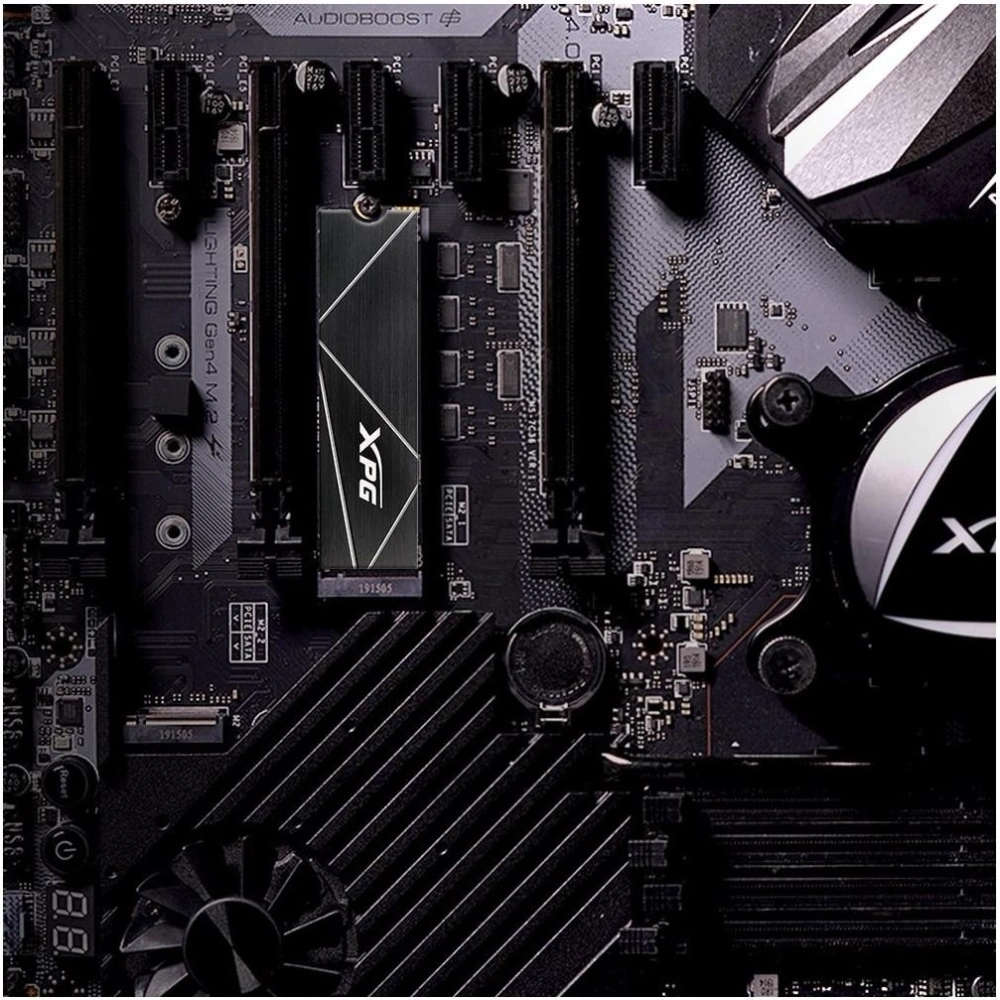 Накопитель SSD A-Data 4Tb Gammix S70 Blade (AGAMMIXS70B-4T-CS)