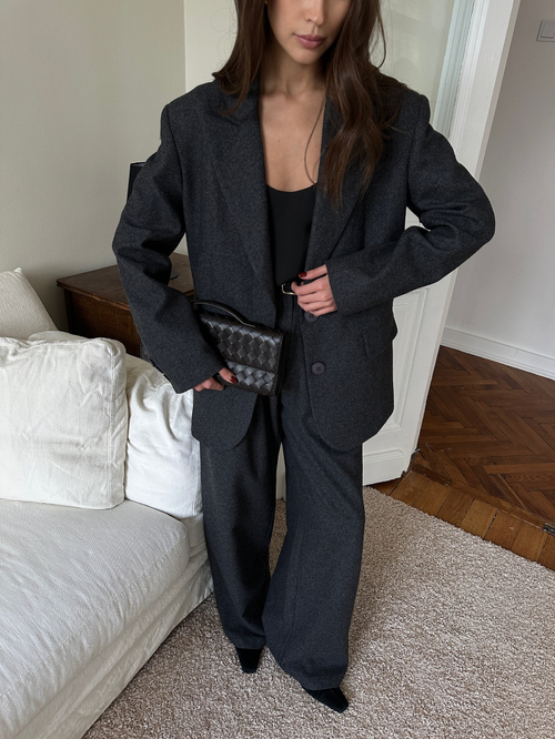 Жакет из шерсти с расширенным плечом графит