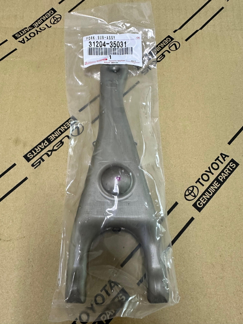 Вилка сцепления 31204-35031