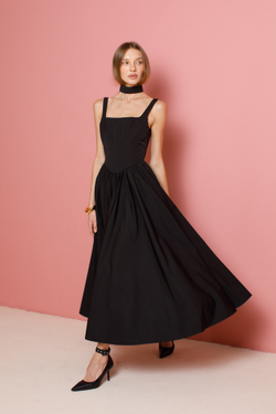 Платье с чокером