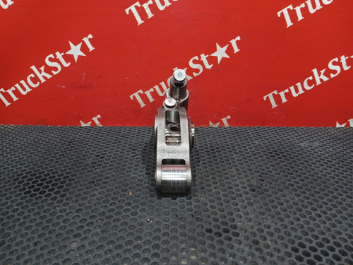 Коромысло выпускного клапана 2024г.