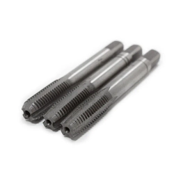 Метчик M7x1 (3шт), в пластиковом футляре RockForce##Rock FORCE RF-TAP7x1