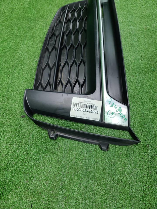 Решетка бампера правая Audi A5 2 8W (16-20) S-line