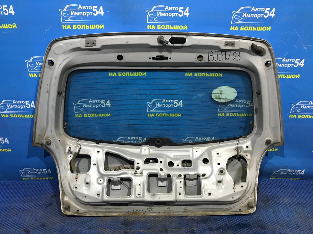 Дверь пятая MAZDA FAMILIA 2001